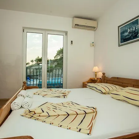 Apartman Pusic *