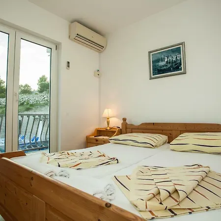Apartment Pusic