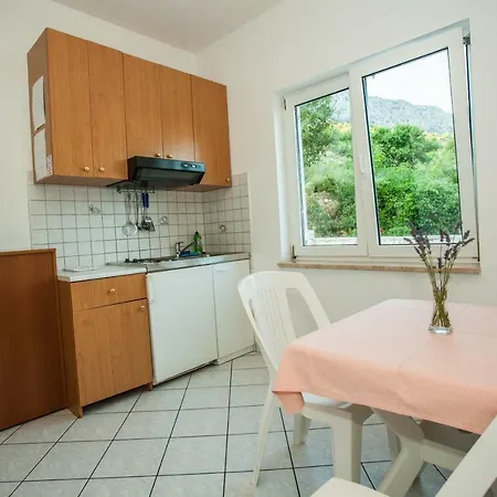 Apartment Pusic Omiš