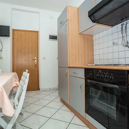 Pusic Apartment Omiš