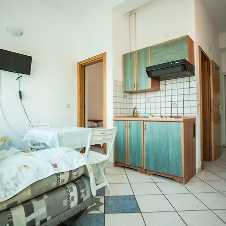 Pusic Apartman *