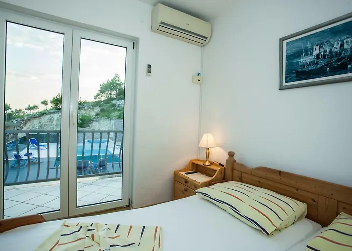 Pusic Apartmán