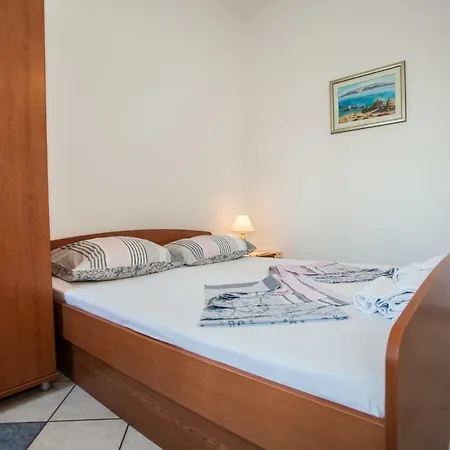 Pusic Apartamento Omiš