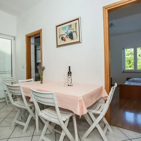 Pusic Apartamento